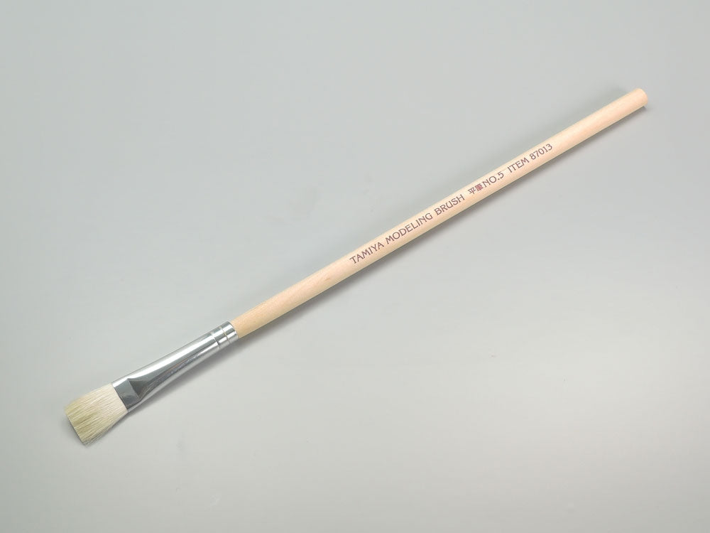 Pincel plano No. 5 de pelo de caballo con mango de madera