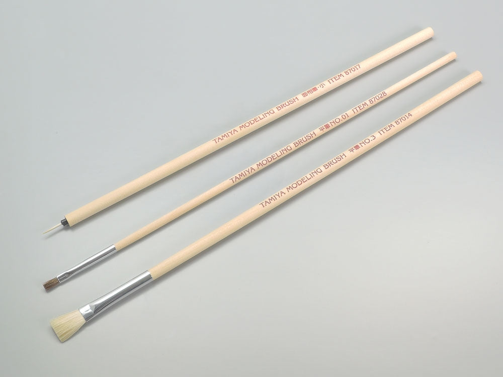 Modeling Brush Basic Set: juego de tres pinceles con cerdas de pelo de caballo con mango de madera
